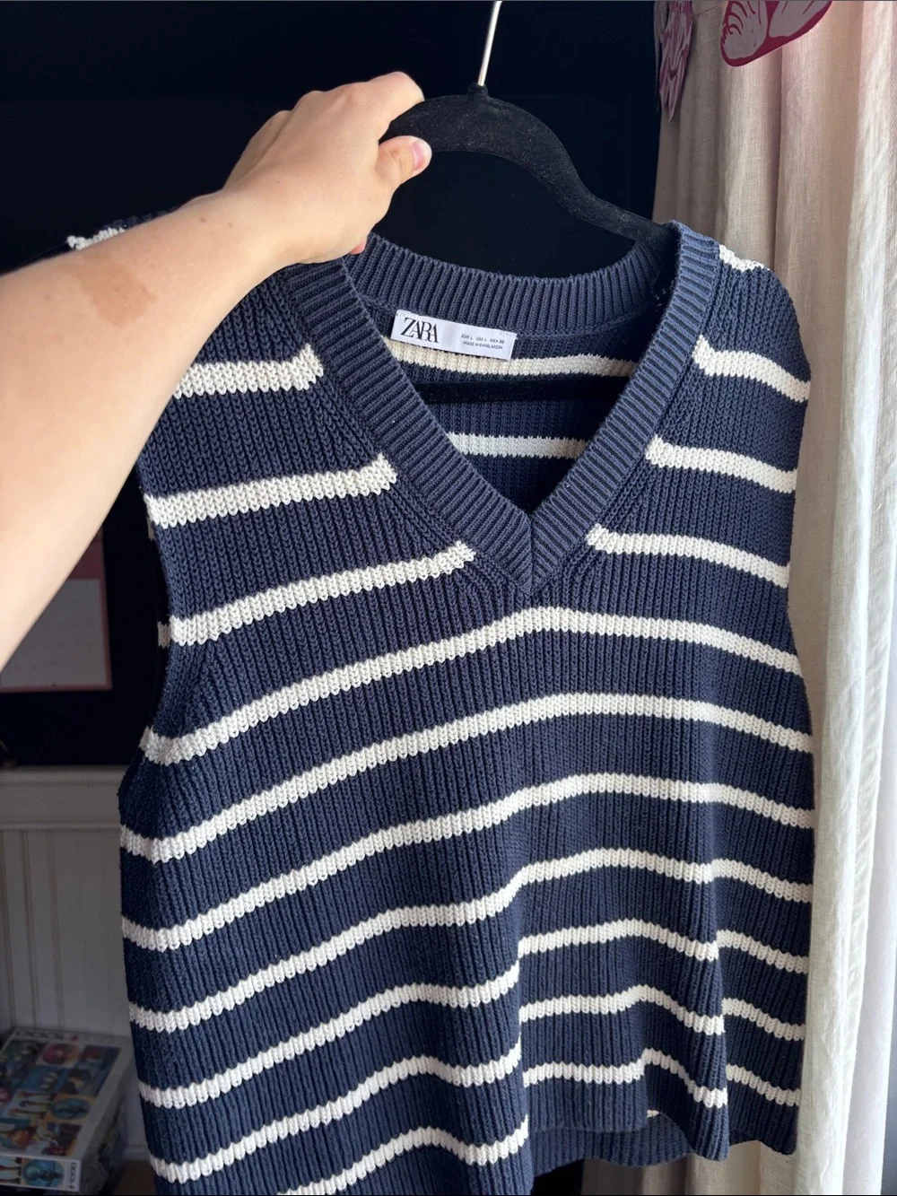 Zara Navy and White Striped Knit Vest - Picture 6 of 6